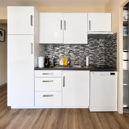 Cosy One-bedroom 7 Min From The Palais Des Festivals